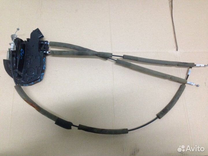 Замок двери задний левый Infiniti G35 G35X G35Xs