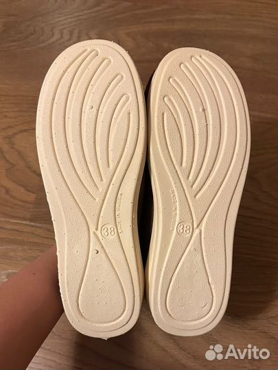 Тапочки домашние, женские