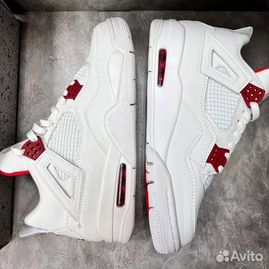 Кроссовки jordan retro 4