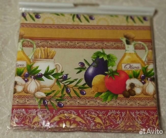 Скатерть +6 салфеток