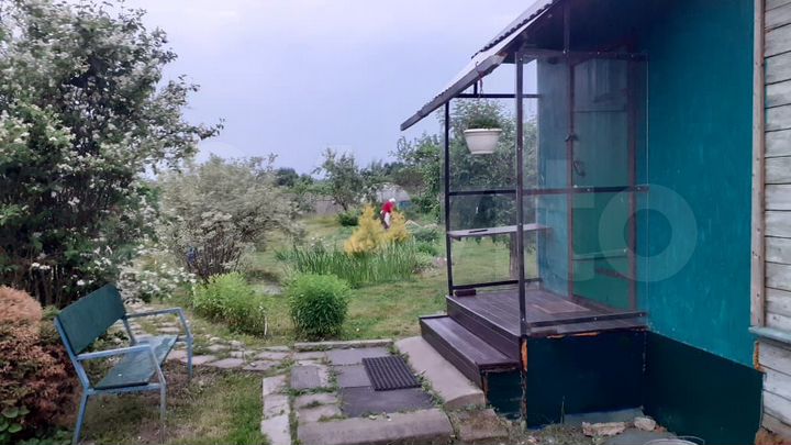 Дом 24,8 м² на участке 11 сот.