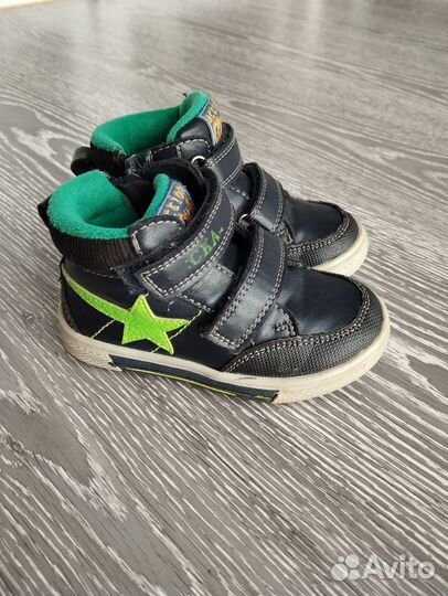 Ботинки для мальчика 23