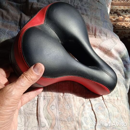 Седло велосипеда, тренажера, самоката