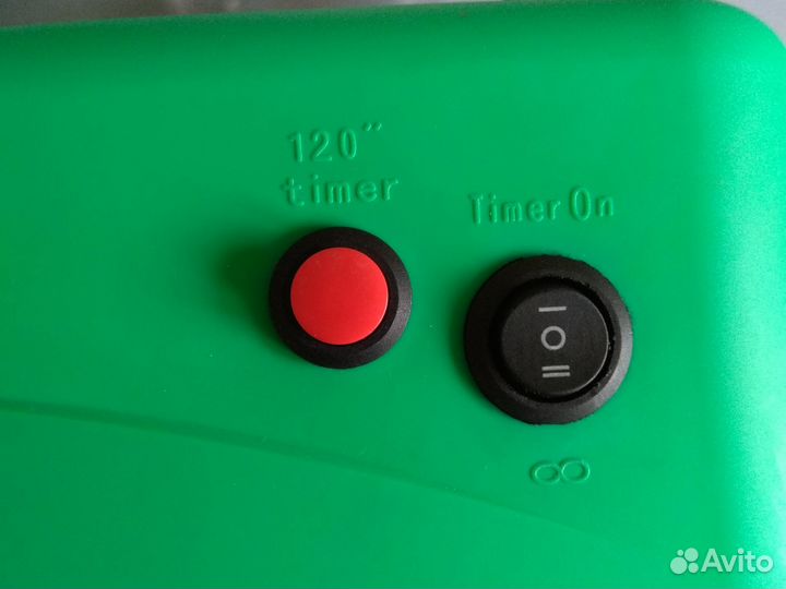 Ультрафиолетовая лампа для сушки ногтей