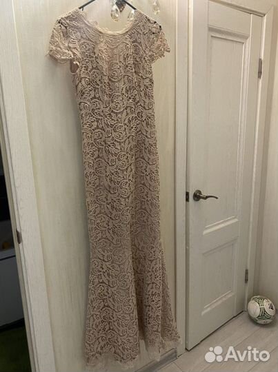 Вечернее платье