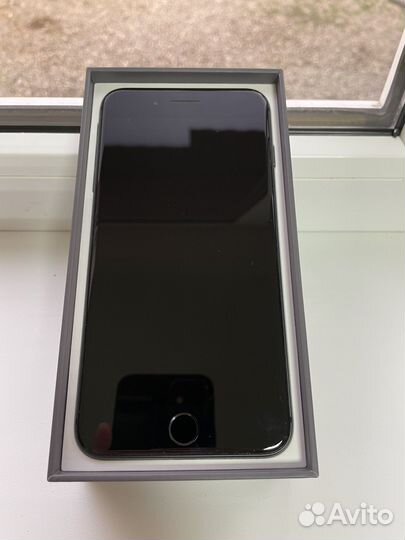 iPhone 8 Plus, 64 ГБ