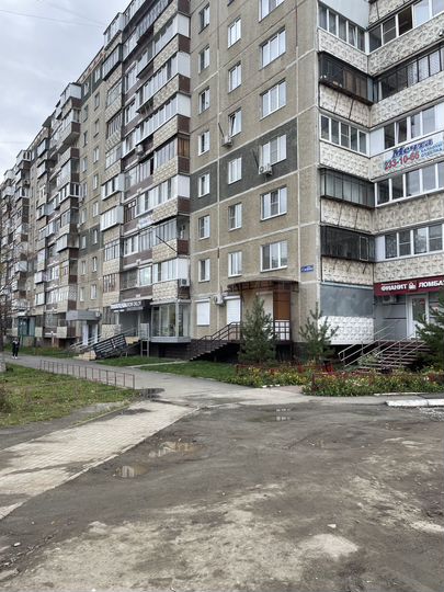 Торговая площадь, 52 м²