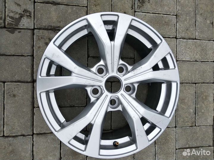 Новый Оригинальный литой диск 5*114.3 R-16