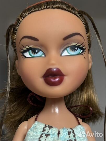 Кукла Bratz Strut It Yasmin Ясмин