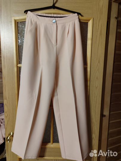 Брючный костюм женский 48р.оверсайз,персик.цвет