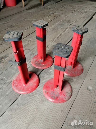 Подставки под легковой автомобиль Ваз