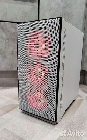 Игровой Ryzen 5 5600X/RX6600xt/32Gb/nvme/650w