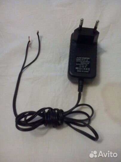 Зарядное устройство для планшетов и тп (5вольт/2а)