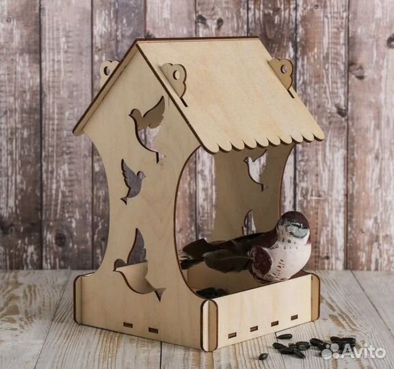 Кормушка для птиц