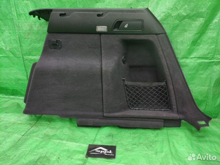 Обшивка багажника задняя правая Audi Q5 2008-2017