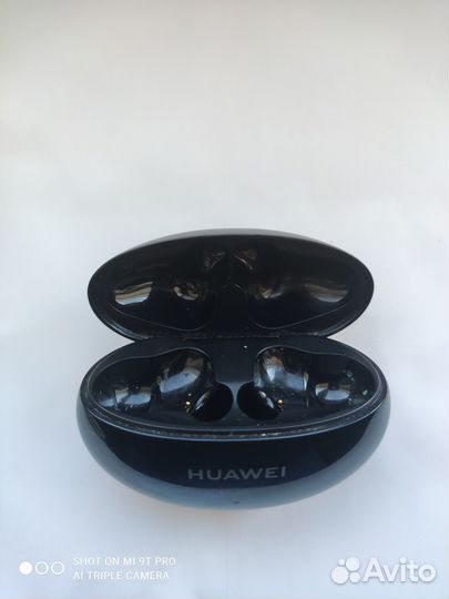 Беспроводные наушники Huawei