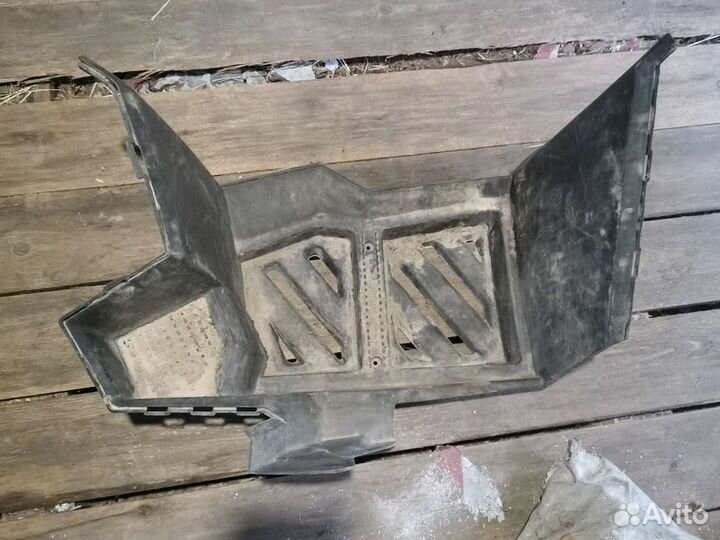 Подножка левая Stels dinli 800 коротыш