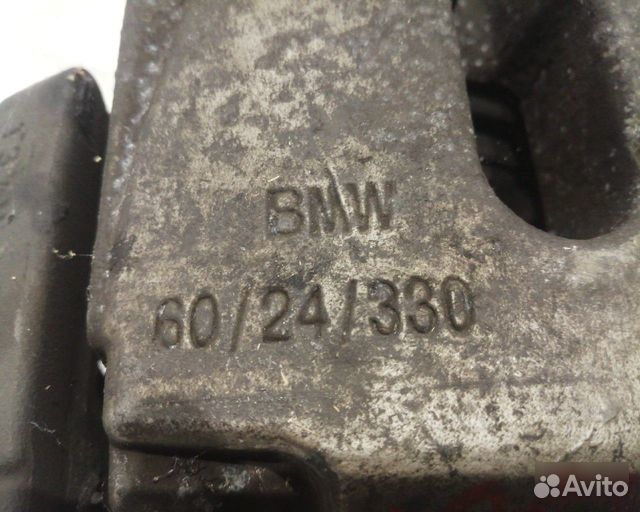 Суппорт тормозной передний левый Bmw 523 F10