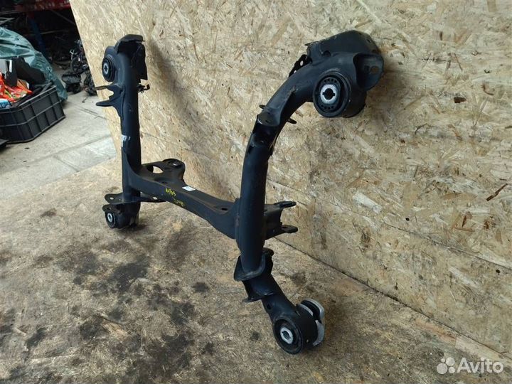 Балка подвески задняя Audi A4 B9 8W