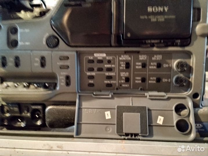 Видеокамера sony профессионал ьная