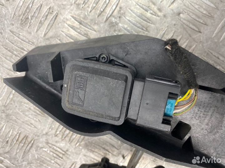 Педаль газа Bmw X3 E83LCI N52B25 2006