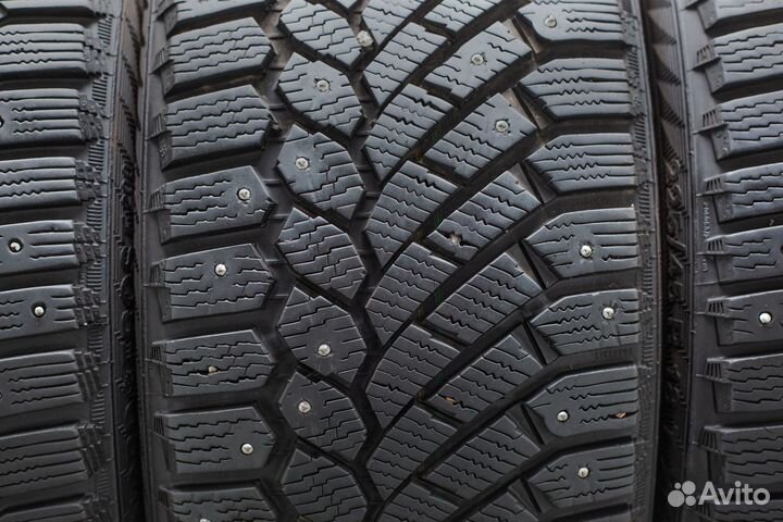 Gislaved Nord Frost 200 225/45 R18 95T