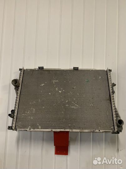 Радиатор bmw e39 e38