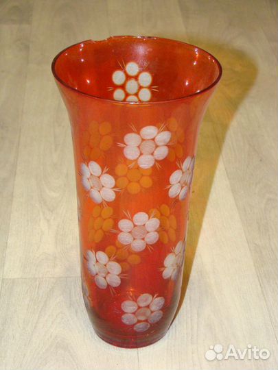 Ваза СССР, красное стекло