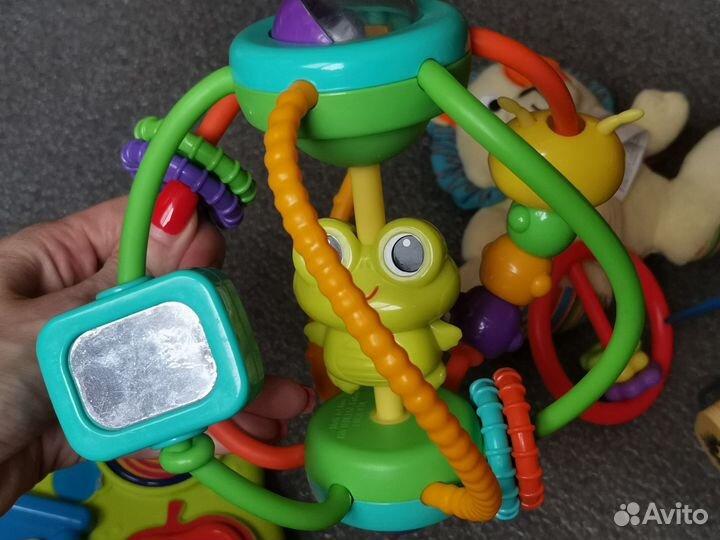 Развивающие игрушки пакетом