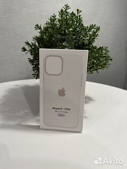 Чехол на iPhone 12 Pro с Анимацией и MagSafe