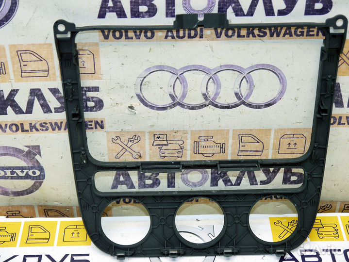 Рамка под магнитолу Джетта 5 Jetta5