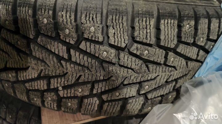 Диски с резиной r17 и резина nokion tyres