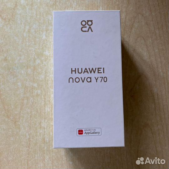 Телефон Huawei nova Y70