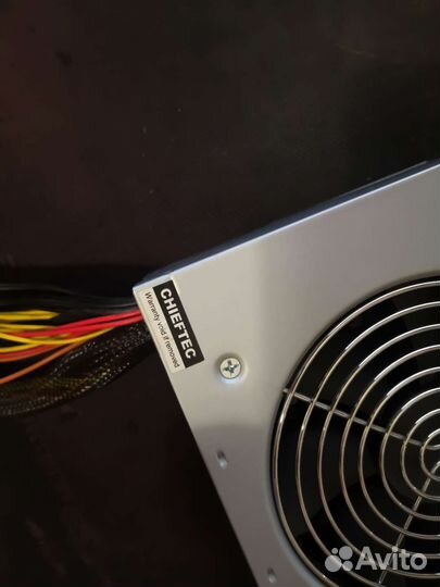 Блок питания Chieftec I-Arena GPA-700w, пломба