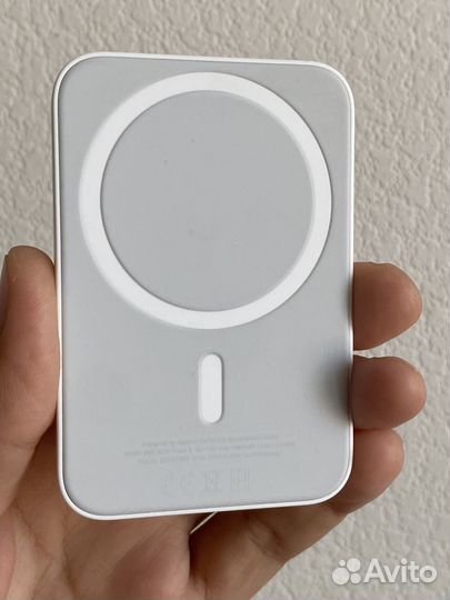 Оригинал MаgSаfе battery pack Apple