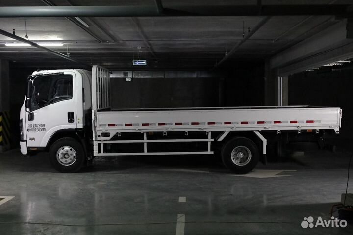 Бортовой грузовик Isuzu Elf, 2024