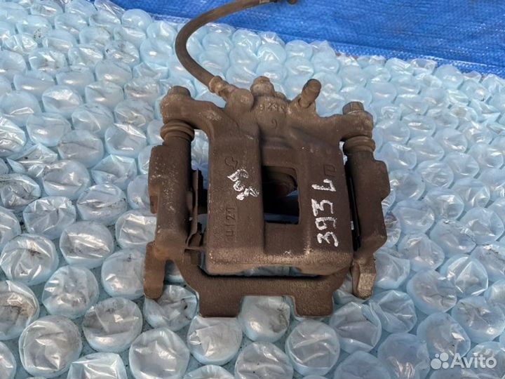 Суппорт задний левый Nissan Maxima A35 VQ35DE 3.5L