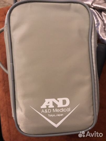 Аппарат для измерения давления UA-777