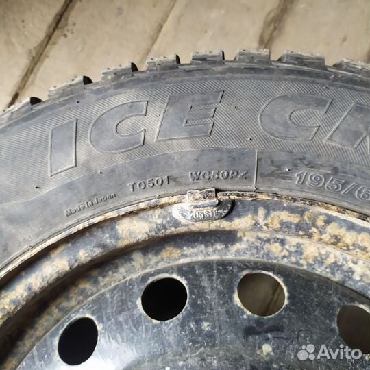 Bridgestone Ice Cruiser 5000 195/60 R15 88T
