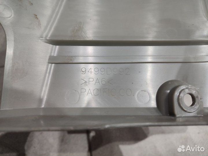 Крышка двигателя передняя Mitsubishi Outlander