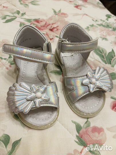 Босоножки на девочку 20 размер