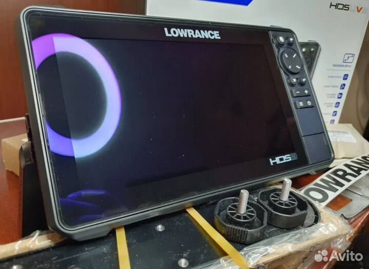 Эхолот Lowrance