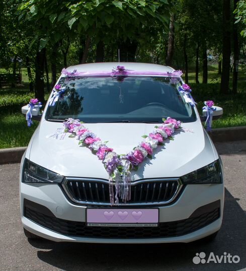 Свадебное украшение на машину 