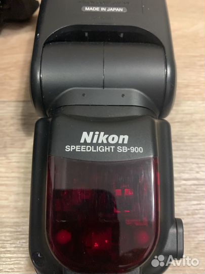 Зеркальный фотоаппарат