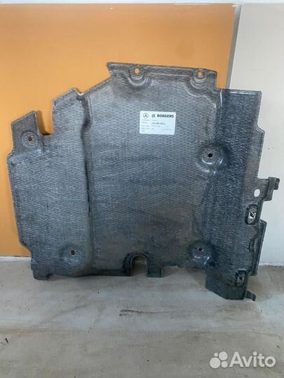 Крышка пола правая Mercedes X164 GL 164