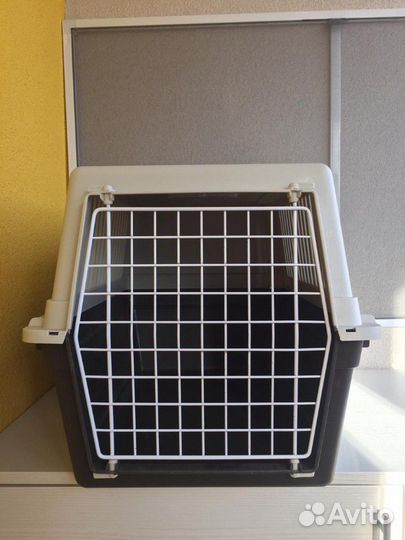 Переноска (контейнер) для животных