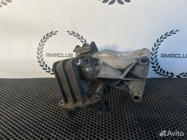 Подушка кпп Opel Vectra B универсал X16XEL 1.6