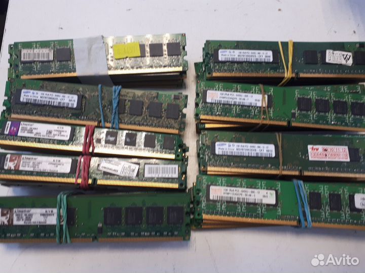 Оперативная память DDR2/3 1-2Gb оптом