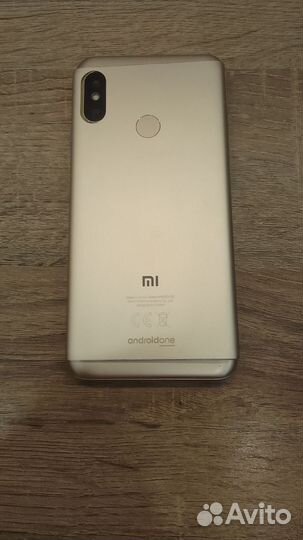 Xiaomi Mi A2 Lite Android One, 3/32 ГБ