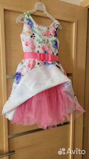 Нарядное платье для девочки